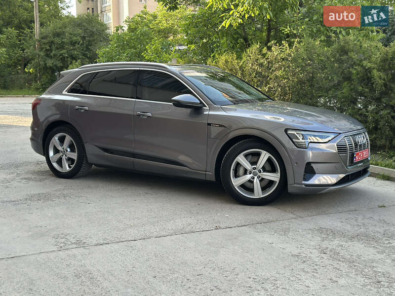 Внедорожник / Кроссовер Audi e-tron 2019 в Ивано-Франковске