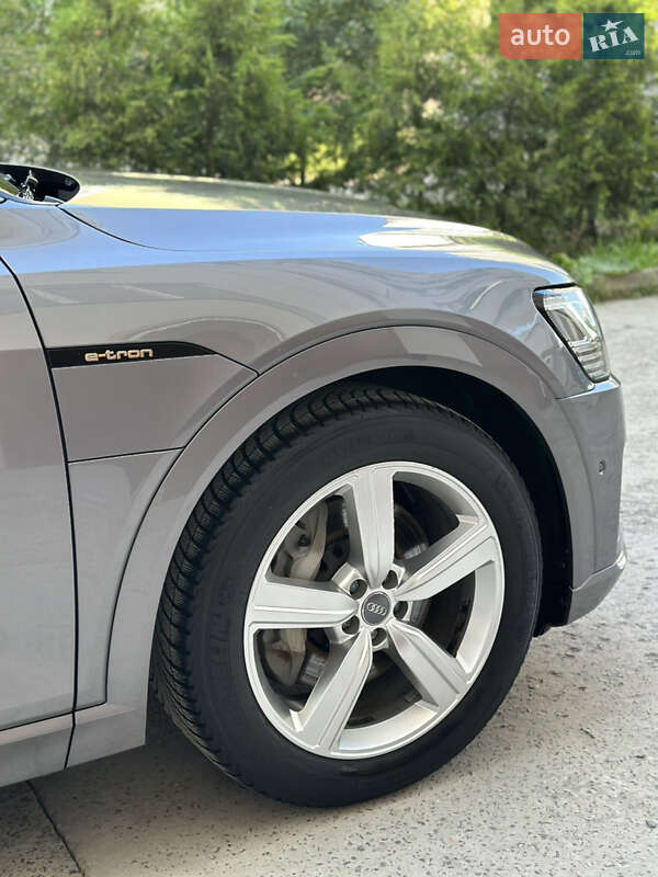 Внедорожник / Кроссовер Audi e-tron 2019 в Ивано-Франковске