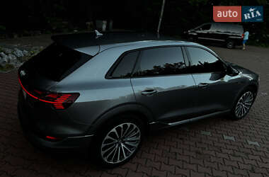 Внедорожник / Кроссовер Audi e-tron 2019 в 