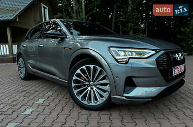 Внедорожник / Кроссовер Audi e-tron 2019 в 