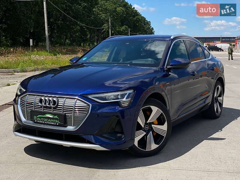 Audi e-tron 2021