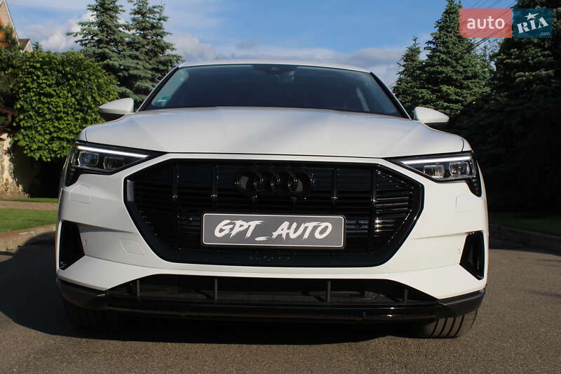 Внедорожник / Кроссовер Audi e-tron 2023 в Киеве