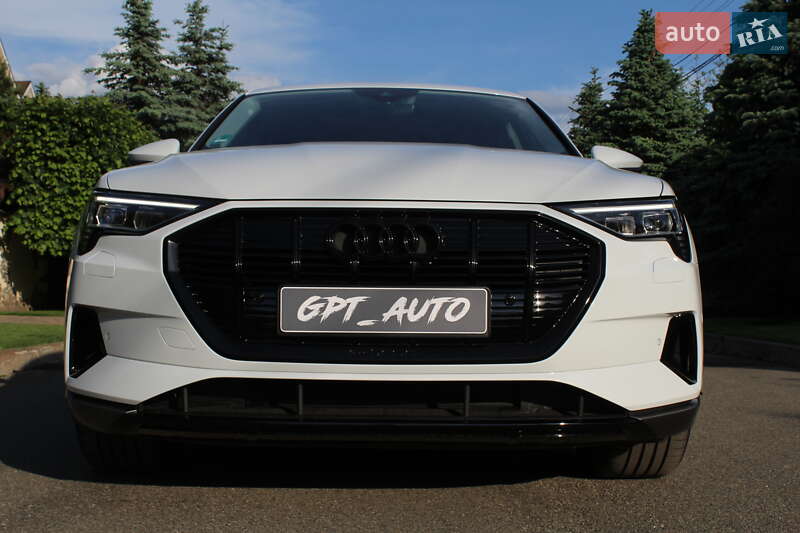 Внедорожник / Кроссовер Audi e-tron 2023 в Киеве