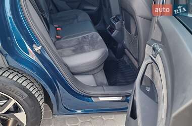 Позашляховик / Кросовер Audi e-tron 2021 в 