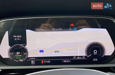 Внедорожник / Кроссовер Audi e-tron 2019 в 