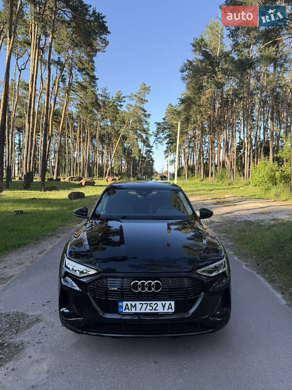 Внедорожник / Кроссовер Audi e-tron 2021 в Житомире