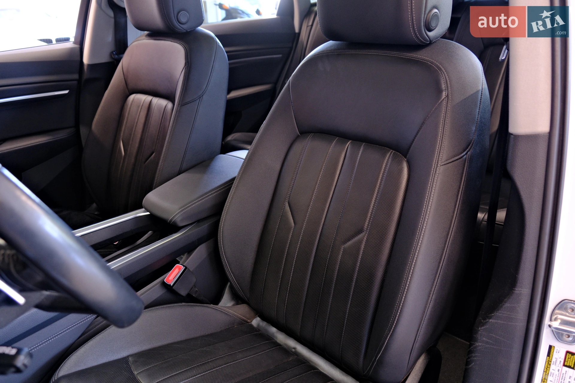 2019 Audi e-tron - мініатюра 49