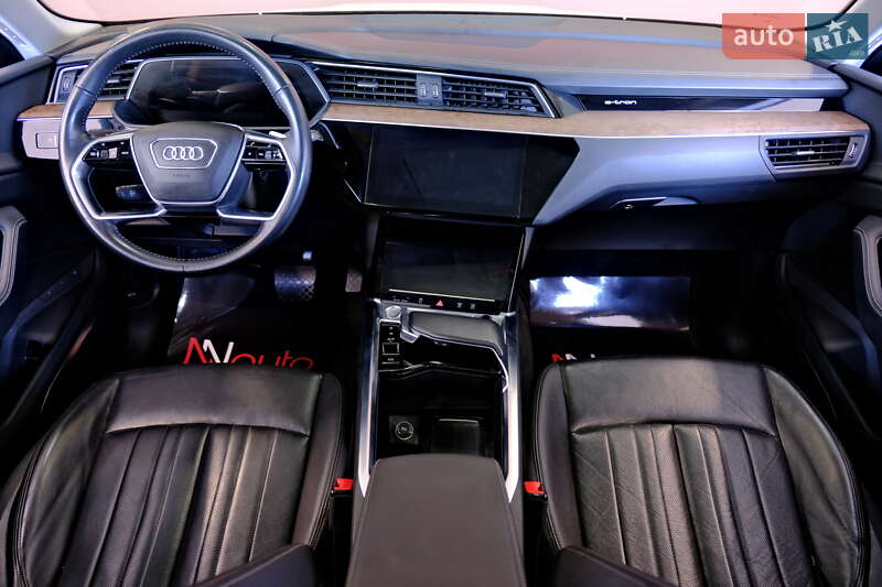 Позашляховик / Кросовер Audi e-tron 2019 в Одесі