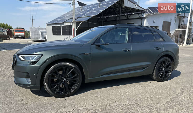 Позашляховик / Кросовер Audi e-tron 2019 в Києві