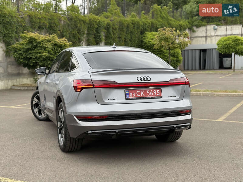 Внедорожник / Кроссовер Audi e-tron 2021 в Ровно