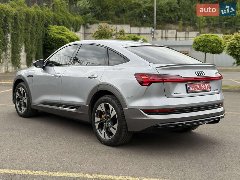 Внедорожник / Кроссовер Audi e-tron 2021 в Ровно