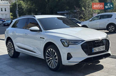 Внедорожник / Кроссовер Audi e-tron 2019 в 