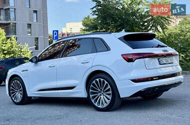 Внедорожник / Кроссовер Audi e-tron 2019 в 