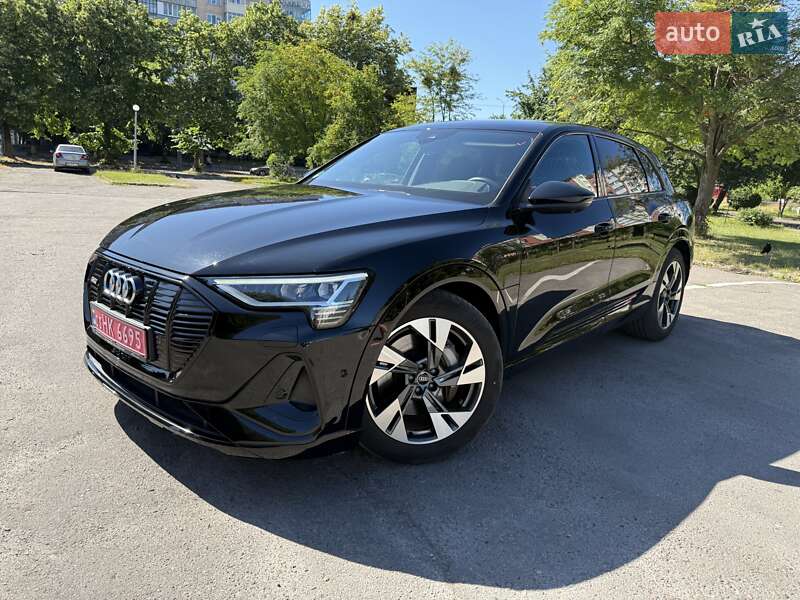 Внедорожник / Кроссовер Audi e-tron 2021 в Ровно