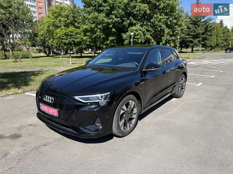 Внедорожник / Кроссовер Audi e-tron 2021 в Ровно