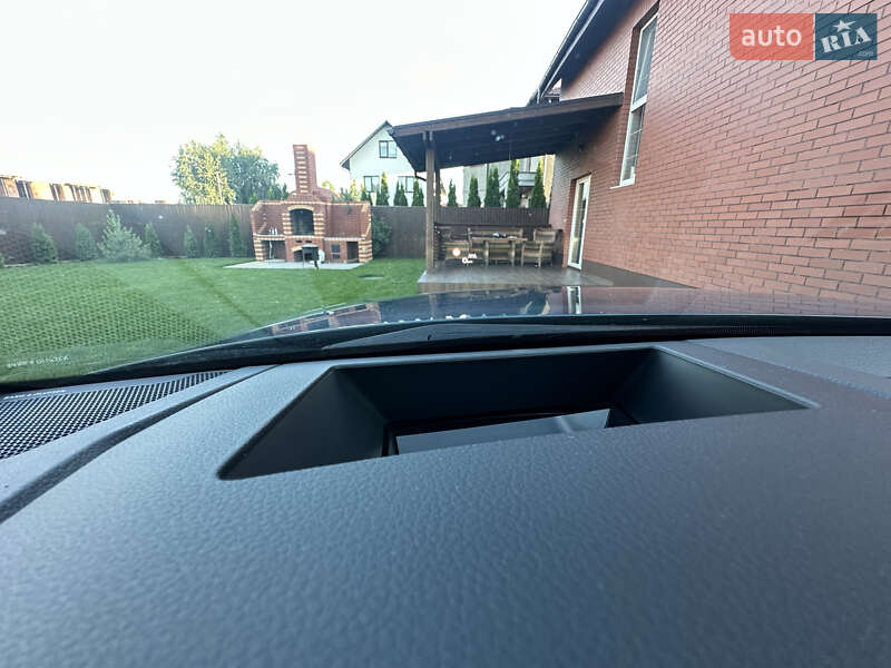 Позашляховик / Кросовер Audi e-tron 2019 в Києві