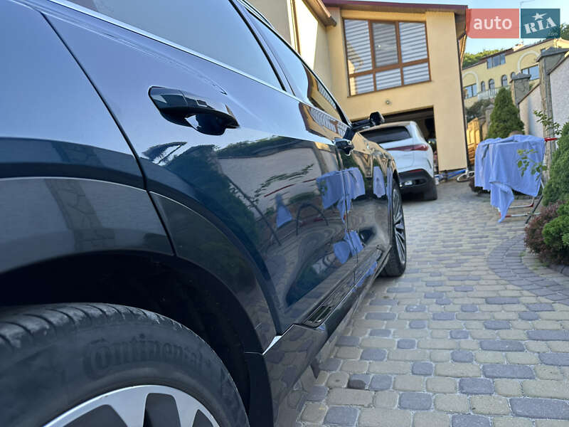 Внедорожник / Кроссовер Audi e-tron 2019 в Львове фото 31 Внедорожник / Кроссовер Audi e-tron 2019 в Львове