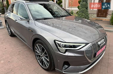 Позашляховик / Кросовер Audi e-tron 2020 в 