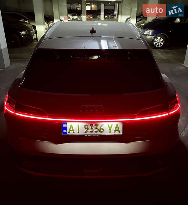 Внедорожник / Кроссовер Audi e-tron 2020 в Киеве