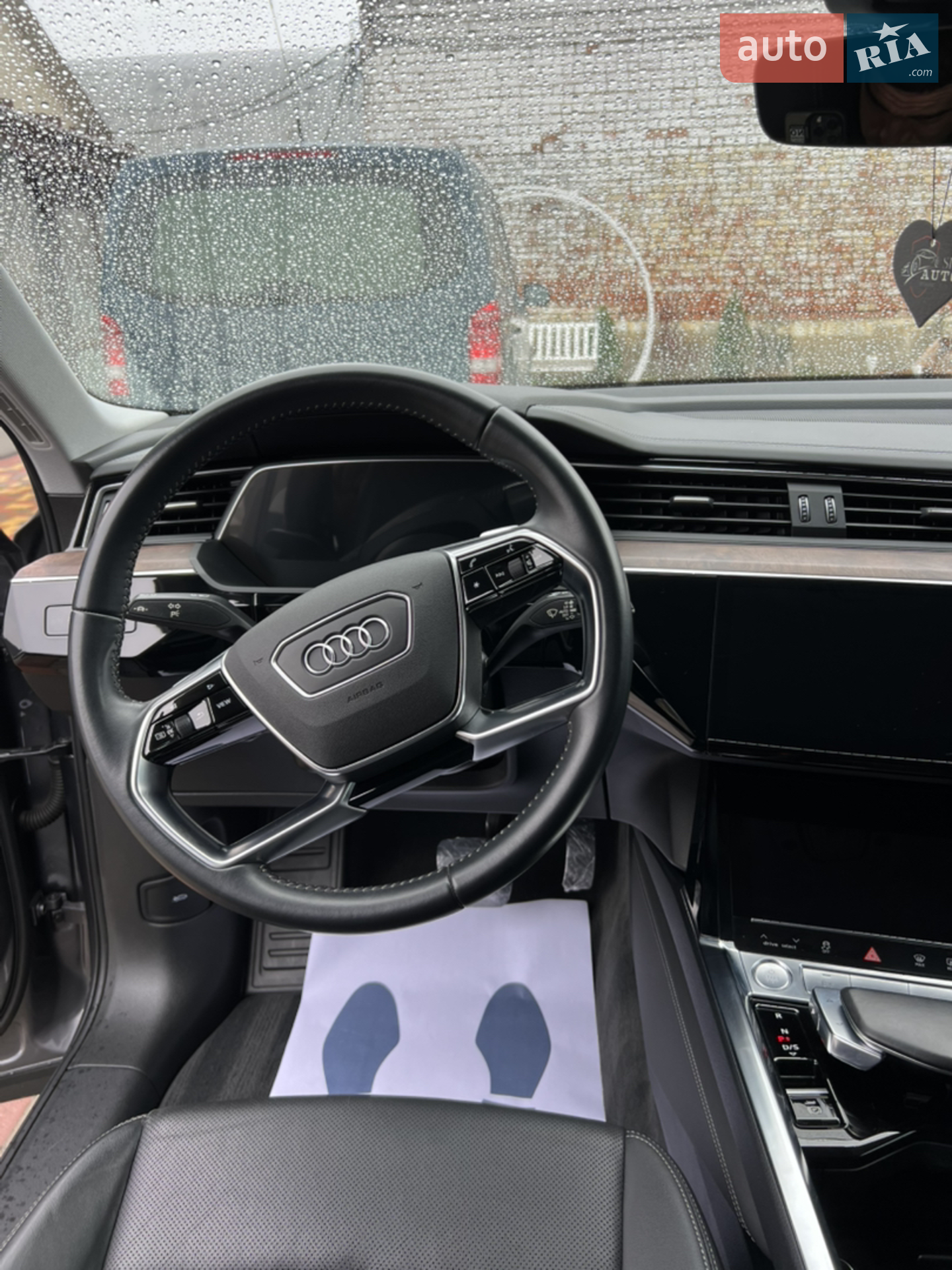 2019 Audi e-tron - мініатюра 33