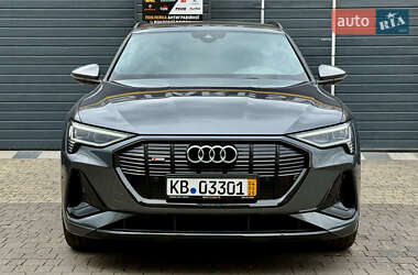 Audi e-tron 2021