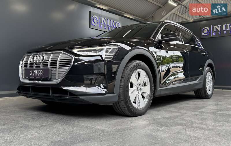 Внедорожник / Кроссовер Audi e-tron 2020 в Киеве