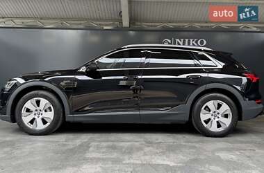 Внедорожник / Кроссовер Audi e-tron 2020 в 
