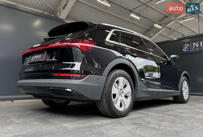 Внедорожник / Кроссовер Audi e-tron 2020 в Киеве