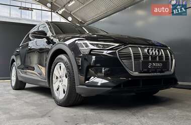 Внедорожник / Кроссовер Audi e-tron 2020 в 