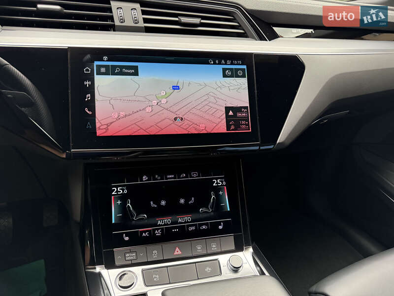 Позашляховик / Кросовер Audi e-tron 2022 в Мукачевому