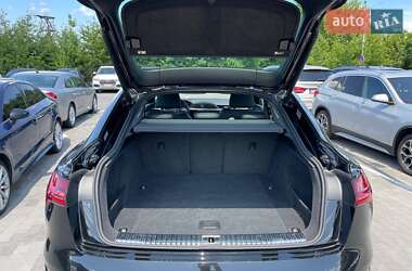 Позашляховик / Кросовер Audi e-tron 2021 в 