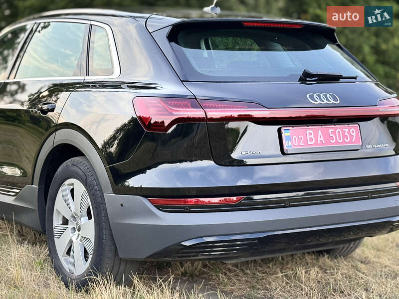 Позашляховик / Кросовер Audi e-tron 2019 в Козятині