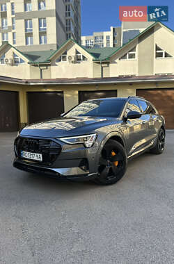 Audi e-tron 2019