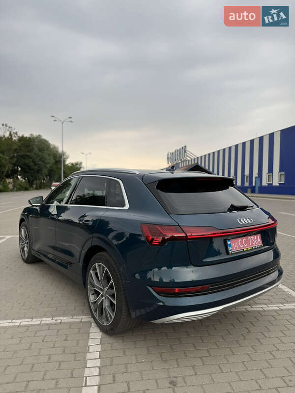 Внедорожник / Кроссовер Audi e-tron 2019 в Коломые