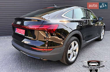 Позашляховик / Кросовер Audi e-tron 2021 в 