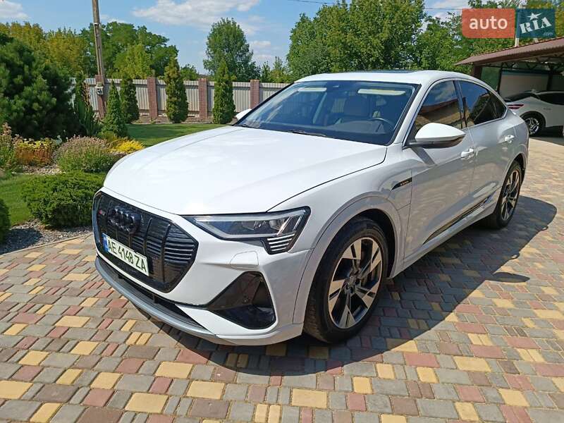 Внедорожник / Кроссовер Audi e-tron 2020 в Кривом Роге