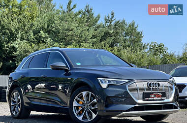 Audi e-tron 2022