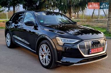 Audi e-tron 2019