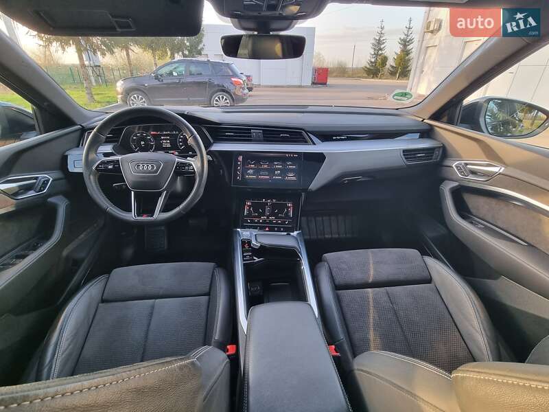 Внедорожник / Кроссовер Audi e-tron 2019 в Коломые