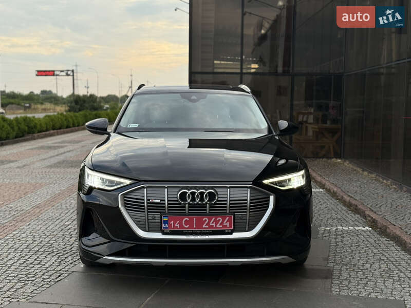 Позашляховик / Кросовер Audi e-tron 2022 в Мукачевому