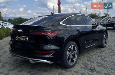 Позашляховик / Кросовер Audi e-tron 2020 в 