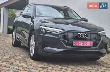Внедорожник / Кроссовер Audi e-tron 2020 в 