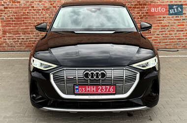 Внедорожник / Кроссовер Audi e-tron 2023 в 
