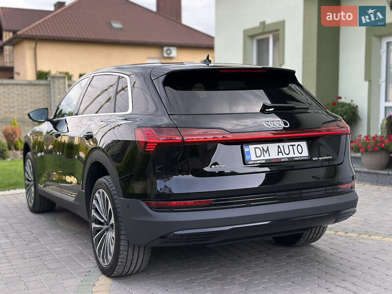 Внедорожник / Кроссовер Audi e-tron 2022 в Тернополе