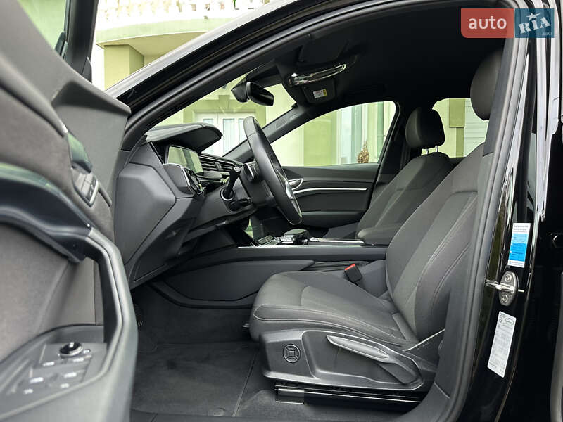 Внедорожник / Кроссовер Audi e-tron 2022 в Тернополе