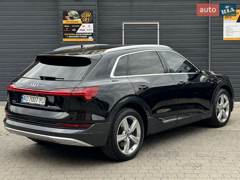 Внедорожник / Кроссовер Audi e-tron 2019 в Мукачево