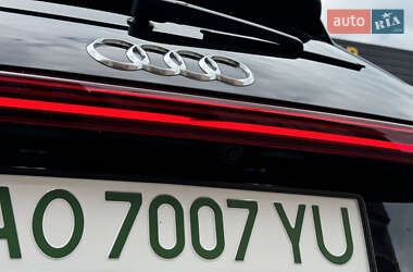 Внедорожник / Кроссовер Audi e-tron 2019 в 