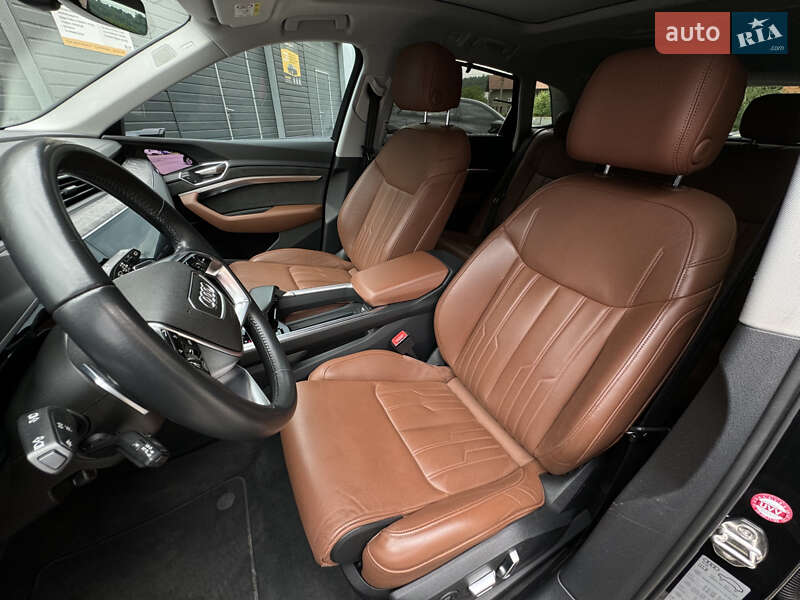 Внедорожник / Кроссовер Audi e-tron 2019 в Мукачево