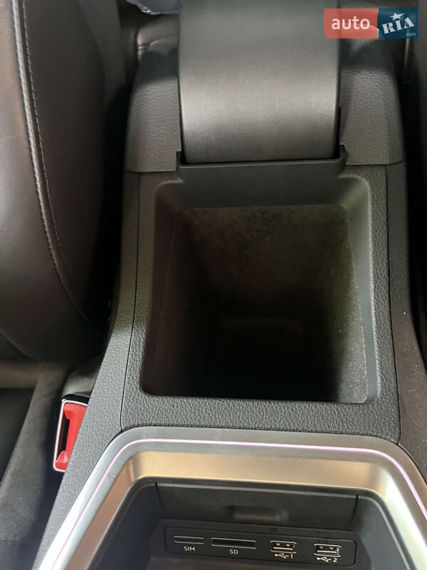 Внедорожник / Кроссовер Audi e-tron 2018 в Киеве фото 22 Внедорожник / Кроссовер Audi e-tron 2018 в Киеве