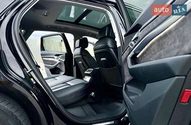 Внедорожник / Кроссовер Audi e-tron 2019 в 